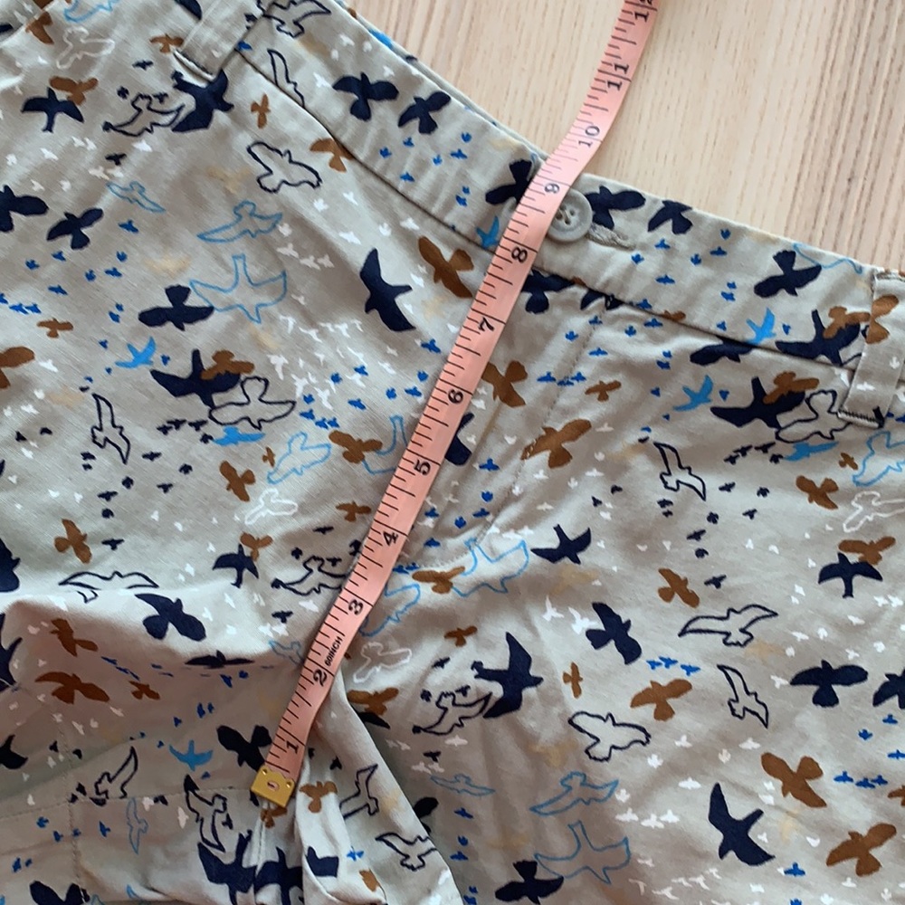 Patagonia Women's Bird Print Shorts - Beige and Blue - Picture 10 of 10